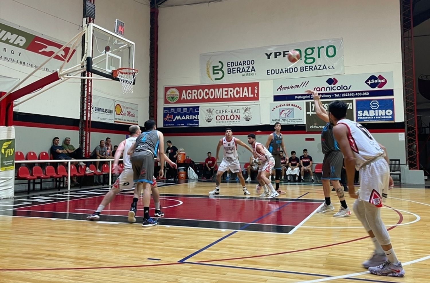 Quilmes sigue la gira en La Plata