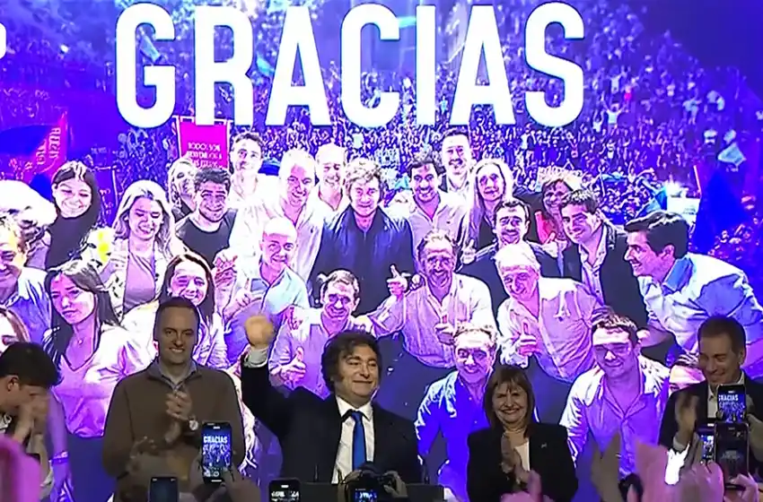 Milei celebró la victoria de LLA: "Hoy comienza la construcción de la Argentina grande"