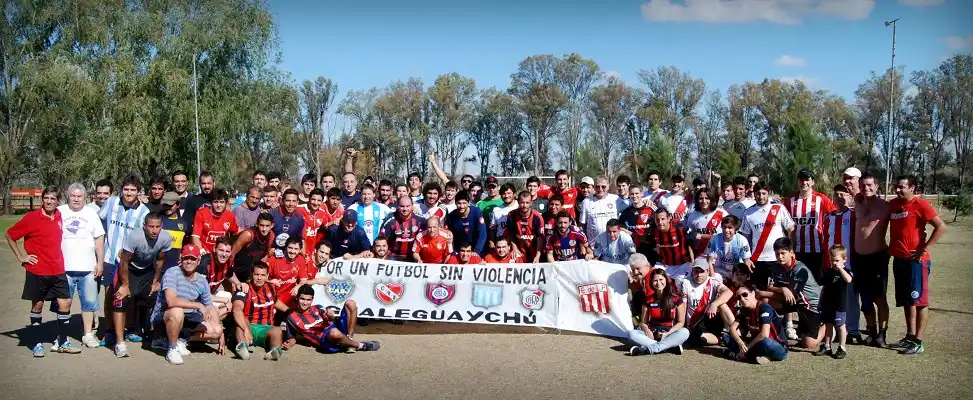 Por un fútbol sin Violencia: Se realizó un encuentro de peñas y filiales
