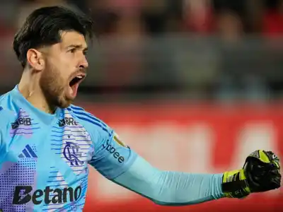 Agustín Rossi, la gran figura de Flamengo. (Foto: AP)