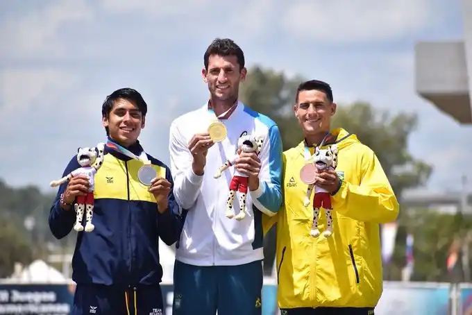 Chiaraviglio, en lo más alto del podio.