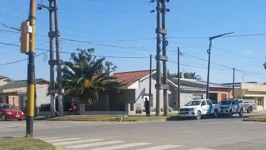 Tres veces. Acudieron los uniformados a la intersección de avenida 554 y calle 517