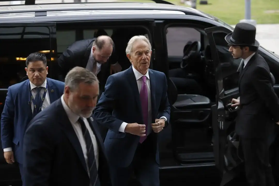 El ex Primer ministro del Reino Unido y actual jefe del consejo de JP Morgan, Tony Blair.