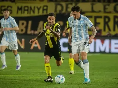 Racing y Peñarol a las 21:30 en una revancha caliente en Avellaneda.