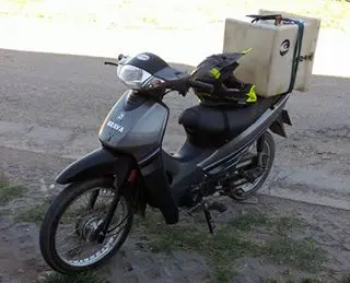 Le robaron la moto y la recuperó solo