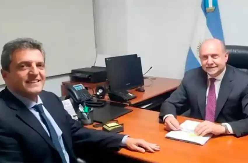 Perotti participó del acto de asunción de Massa y le deseó «éxito» al nuevo equipo