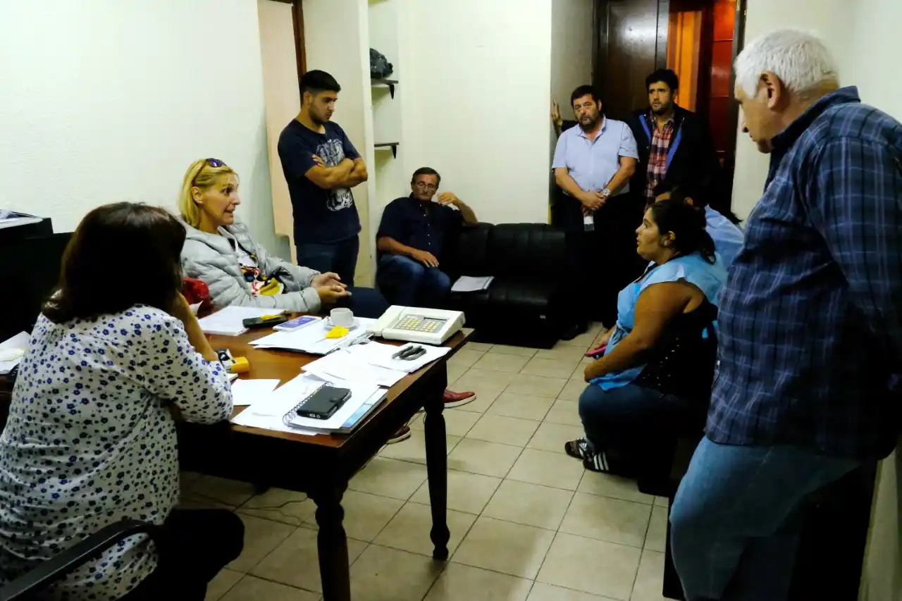 Tras la protesta, el Municipio garantizó trabajos para cooperativistas