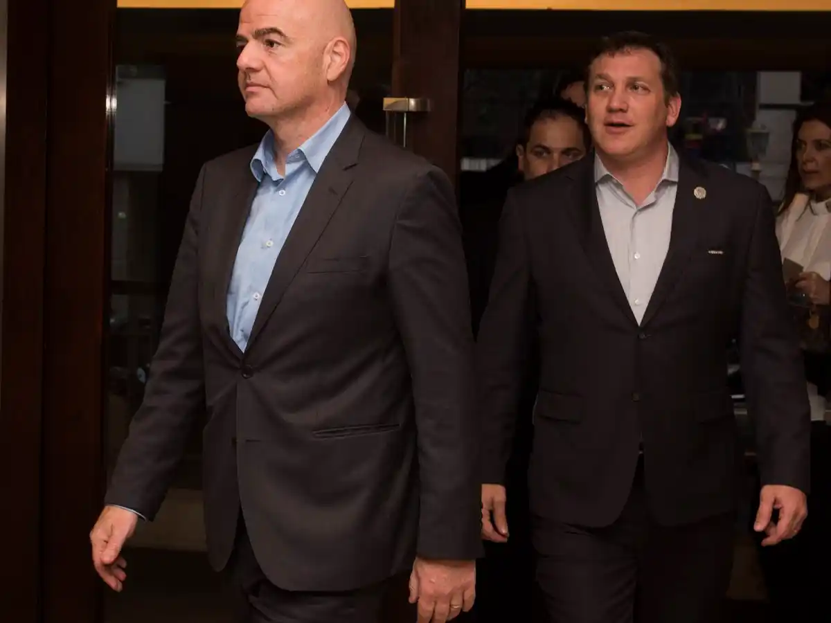 Infantino y Domínguez dejaron el país