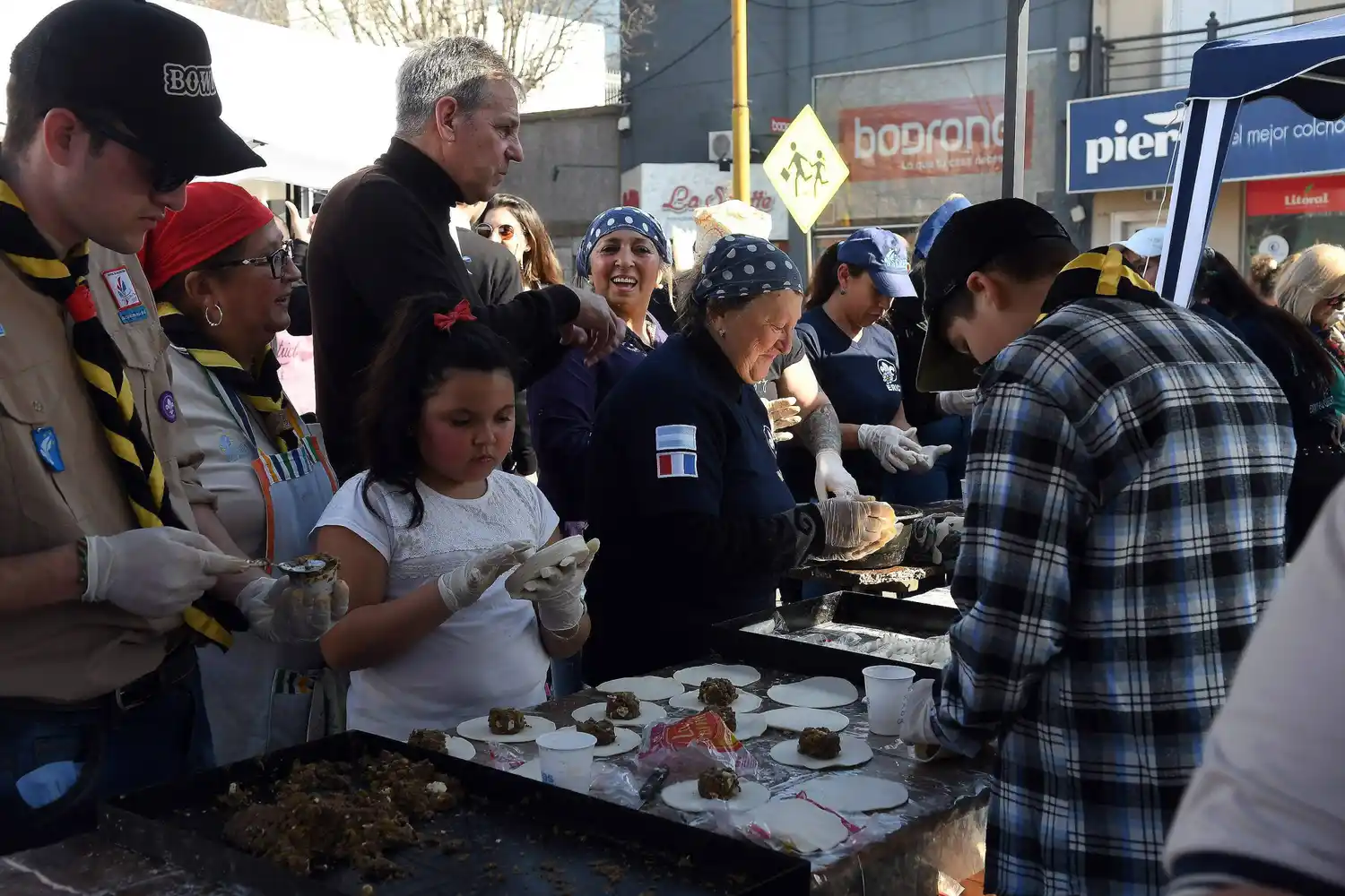 Con una convocatoria récord, se celebró el Día de la Independencia en Aristóbulo del Valle