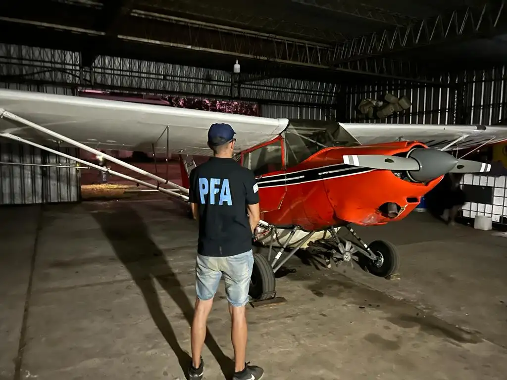 avion fuga narco