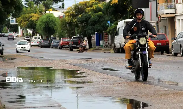 Después de una madrugada con lluvias, comienza a mejorar el tiempo y disminuir la nubosidad