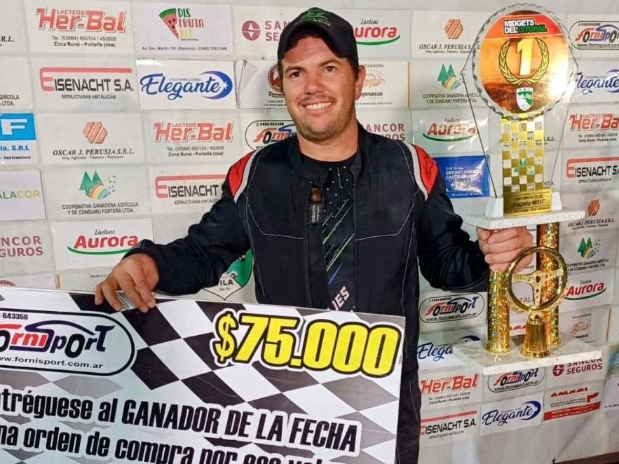 Emiliano Torassa recibió el premio de ForniSport. Foto: PRENSA AML