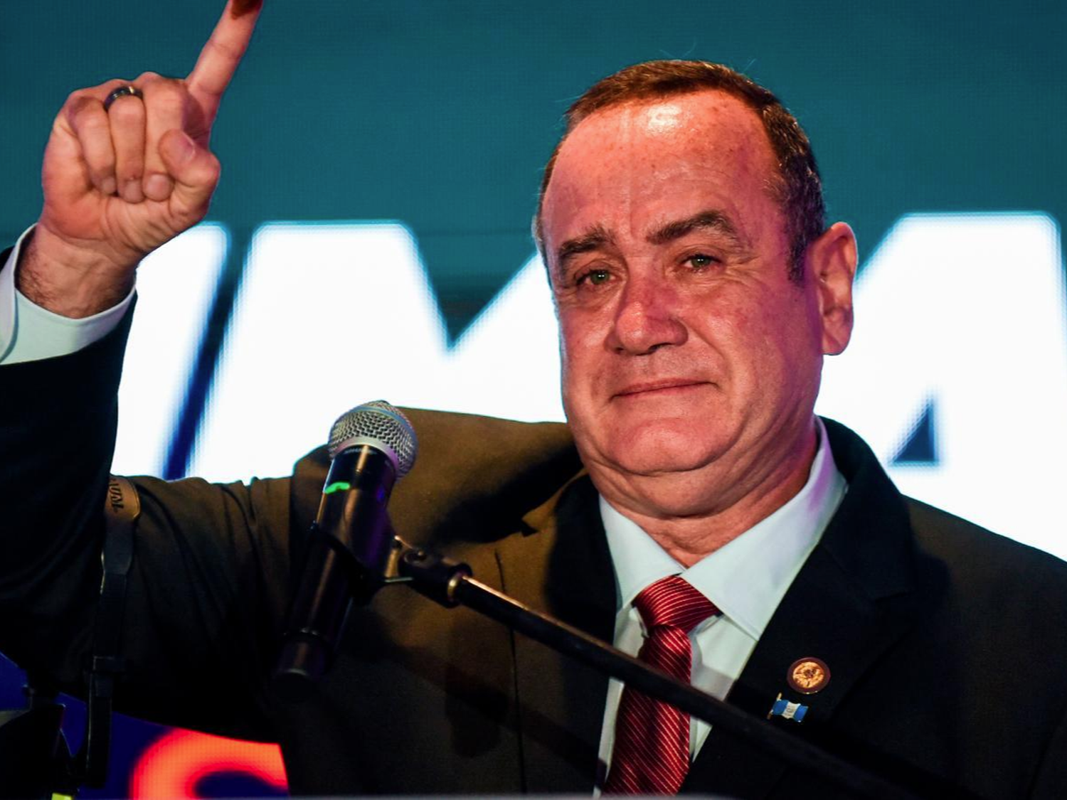 Giammattei se quedó con la presidencia de Guatemala