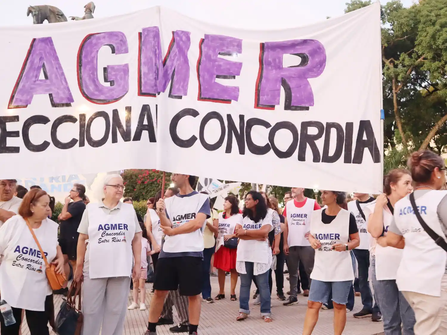 Paro docente y movilización: AGMER se suma a la protesta provincial