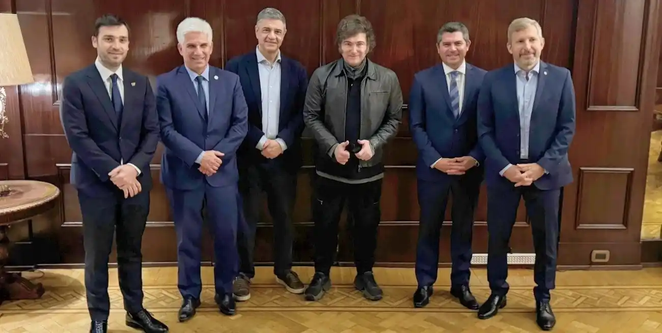 El presidente Javier Milei recibió a los gobernadores del PRO en Casa Rosada con los que discutió el Presupuesto 2025, en la previa al debate en el Congreso.