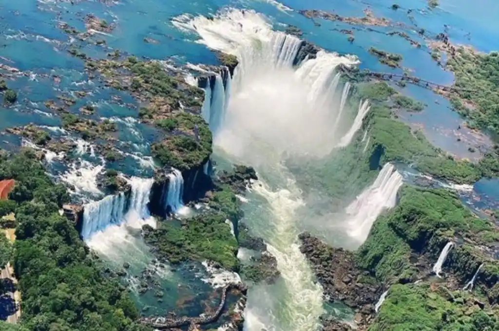 El Parque Nacional Iguazú comunicó la suspensión preventiva del acceso al Circuito Garganta del Diablo desde este domingo.