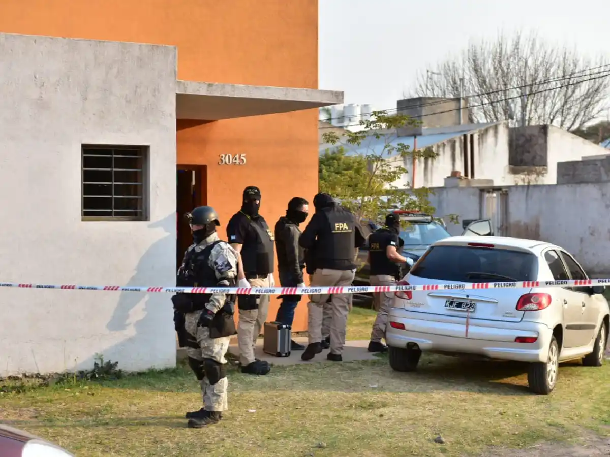 URGENTE: allanamiento por una causa de droga 