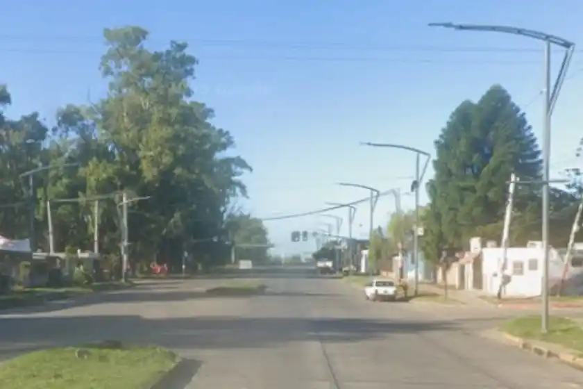 Detuvieron a dos jóvenes que intentaron robarle a un camionero en Puente Gallego.