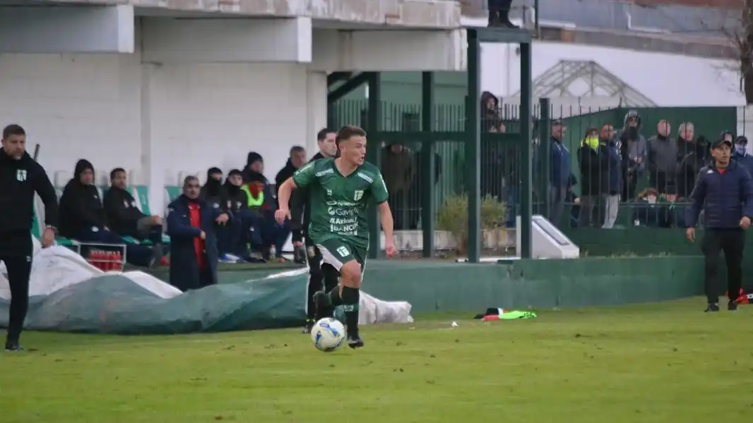 El "Chato" volvió a las canchas.