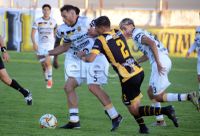 Santamarina empató y le cuesta despegar
