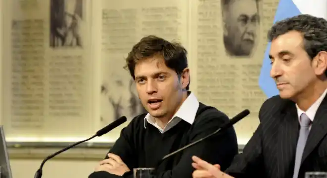 Randazzo y Kicillof reciben el primer tren de cargas proveniente de Mendoza