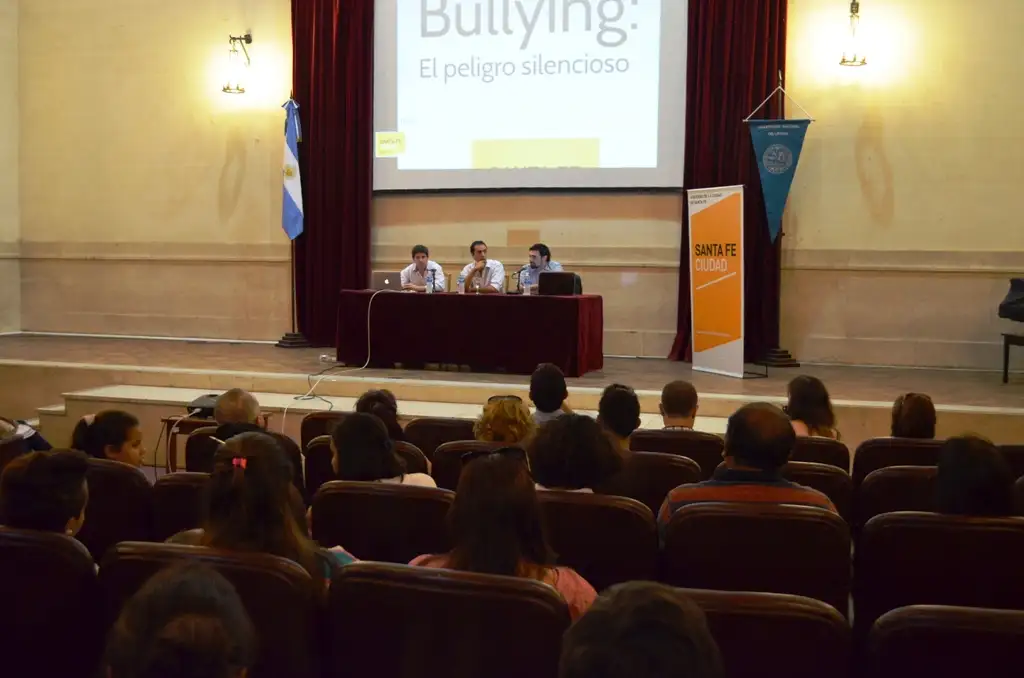 Ciberbullying: el 30 % de los adolescentes se sintió perjudicado por otro en internet