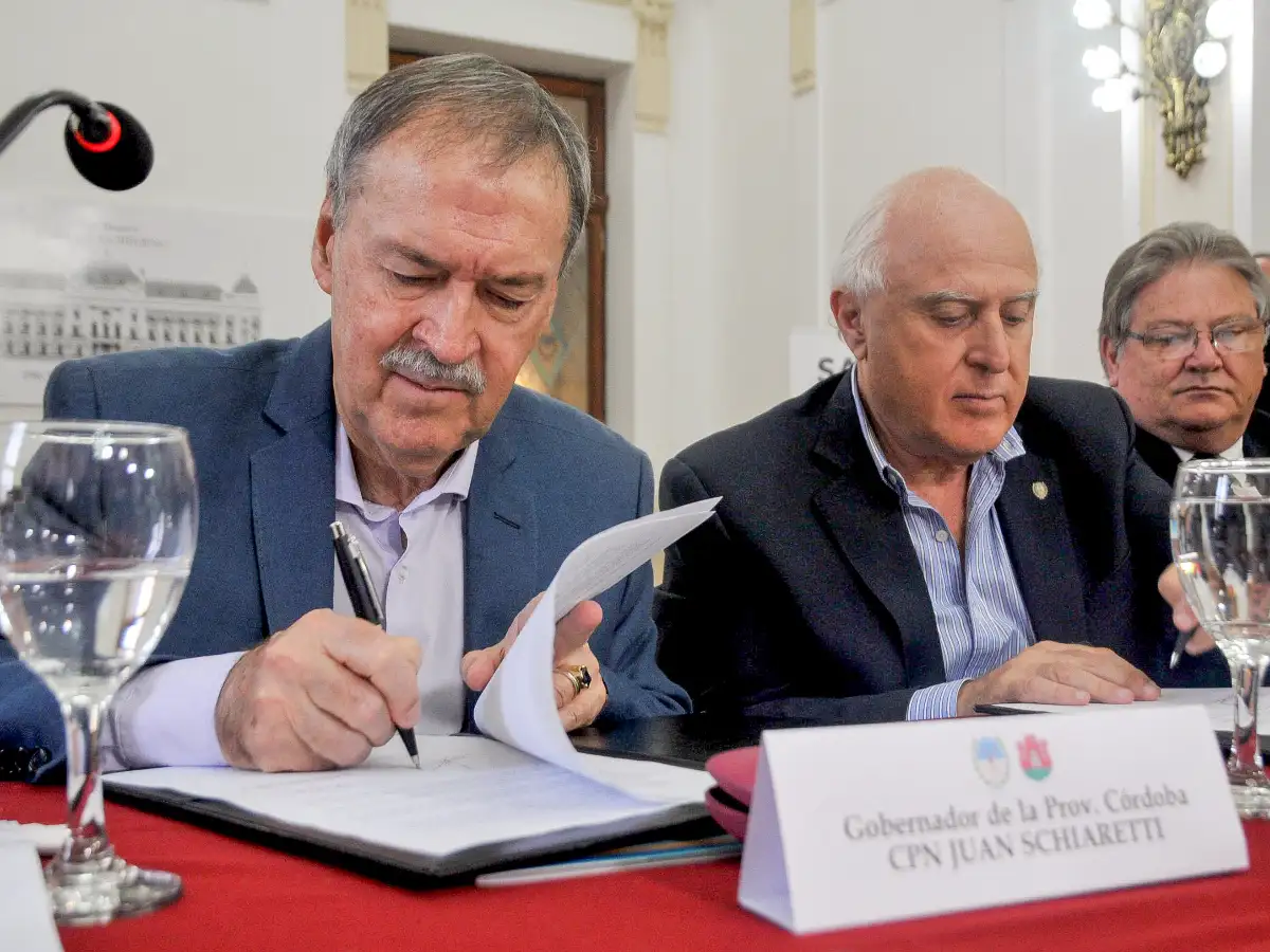 Lifschitz y Schiaretti se reunieron, acercaron posiciones y firmaron convenios