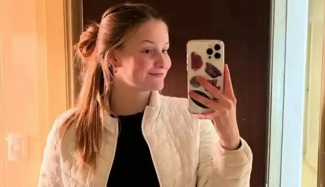 Alumna quedó sorda por una explosión casera para un reto de TikTok