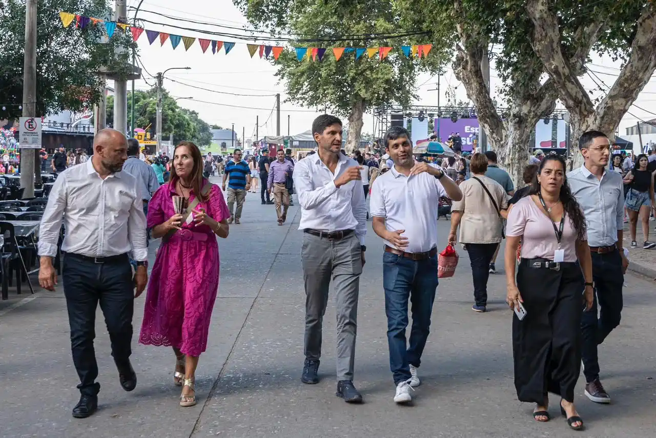El gobernador acompañó la delegación en su presencia en Córdoba.