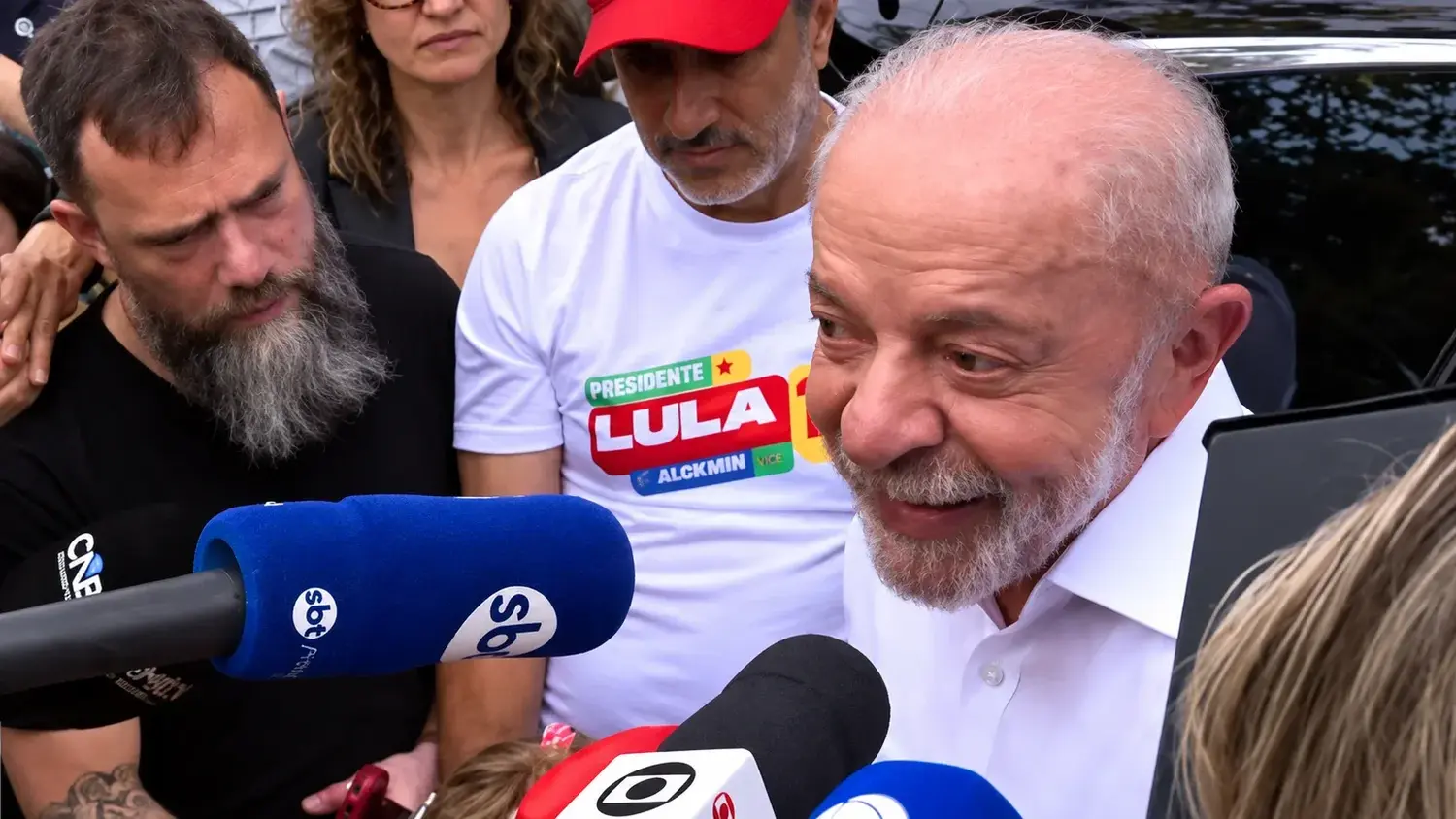 Lula votó en el balotaje de Brasil.