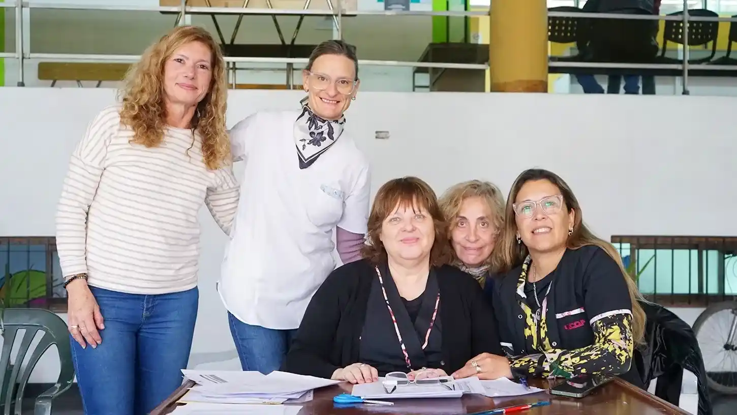 Equipo de salud. El CAPS Sudoeste realizó testeos en el Centro Cívico
