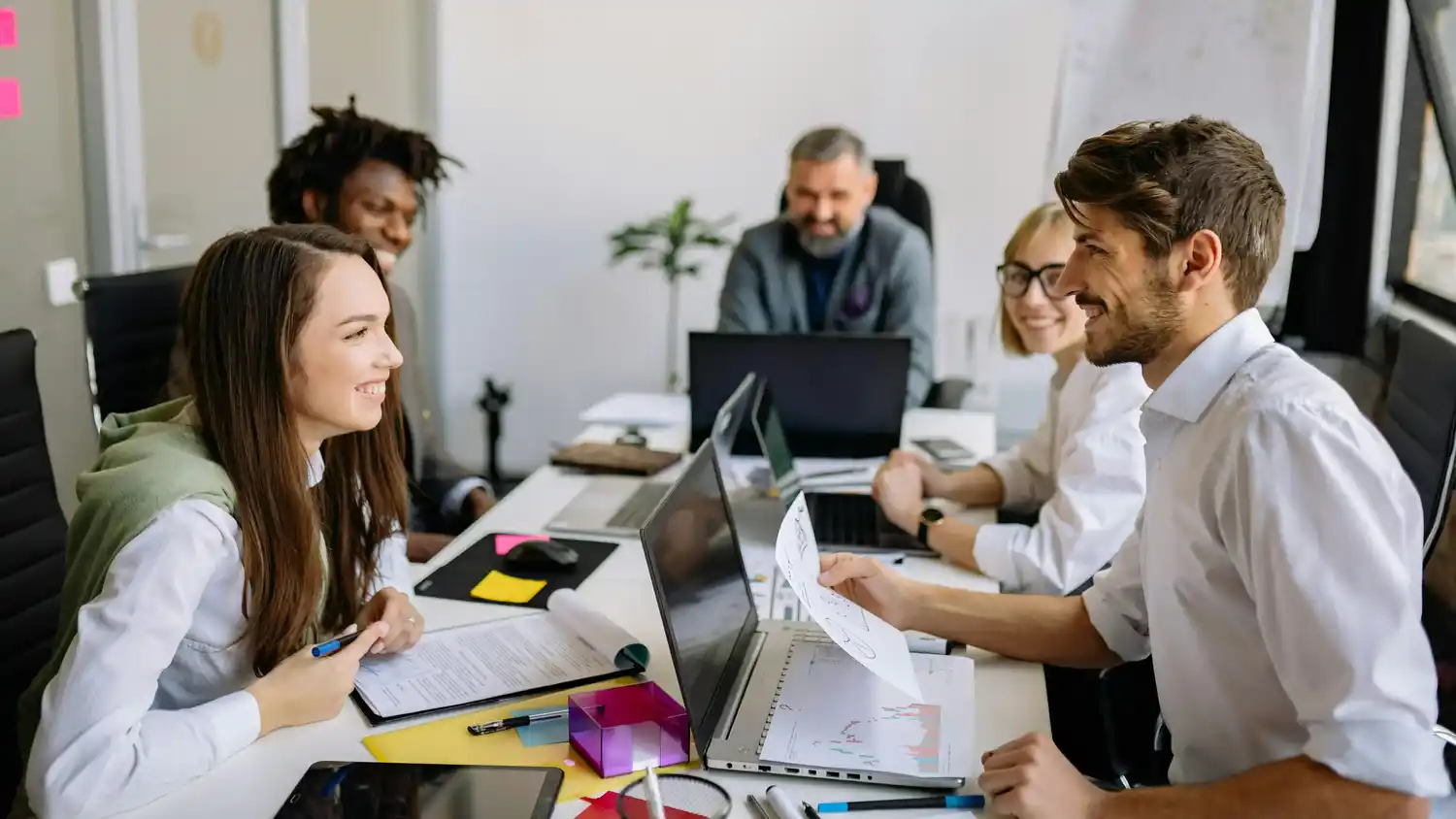 El clima laboral también es emocional (y se entrena)
