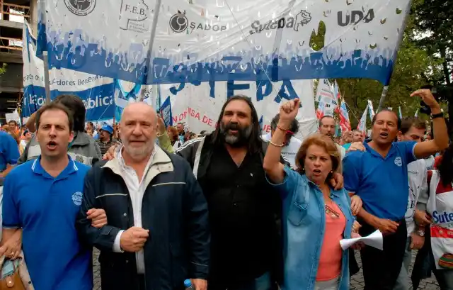 Docentes anunciaron paro para el martes 11 y miércoles 12 de noviembre