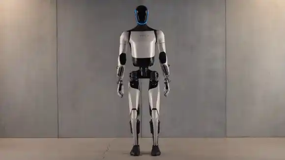 Tesla presenta NUEVA VERSIÓN de su robot humanoide (+VIDEO)