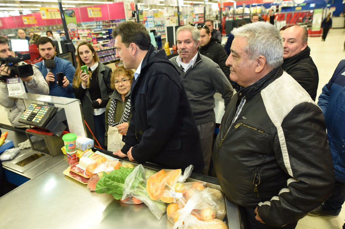 Massa: "El gobierno tiene que abandonar la soberbia y la insensibilidad"