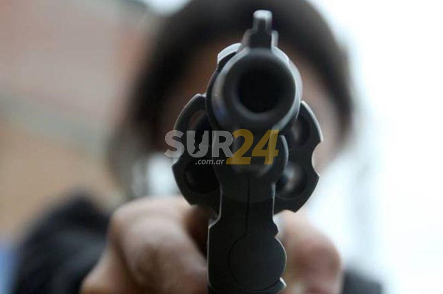 Intentó defender a su hermana y la mataron