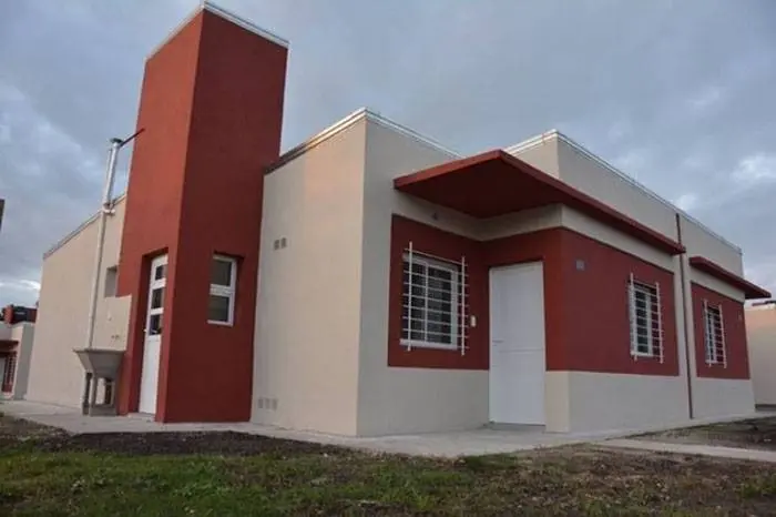 Mil viviendas en construcción y más de cuatrocientas entregadas