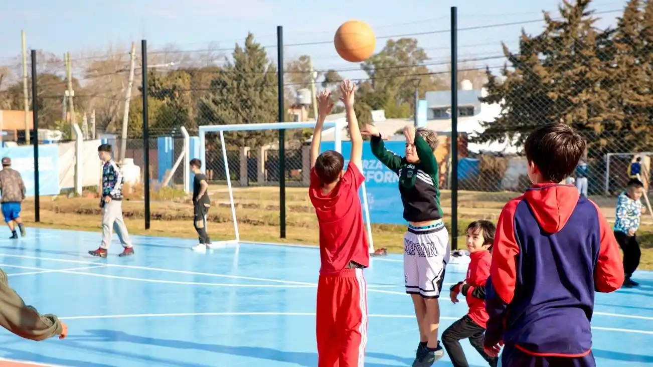 Achával: “Recuperamos espacios públicos porque queremos que las familias puedan encontrarse en sus barrios”