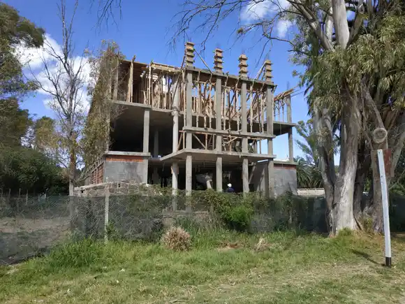 En Soler entre Juárez y Dorrego: La Casa de la Provincia en Chascomús alcanza el 20% de la obra