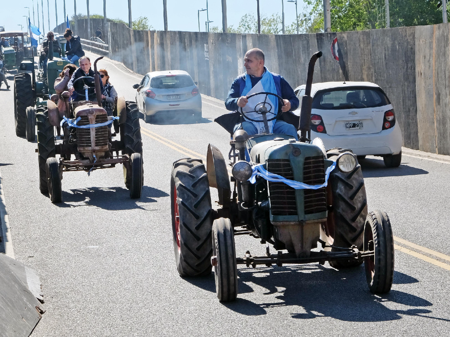 Tractorazo en marcha: el campo se cansó y lleva su reclamo a Plaza de Mayo