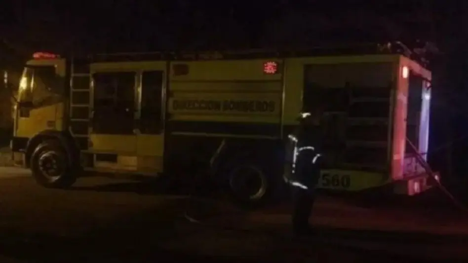 Se incendió una casa en el barrio Caisamar
