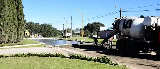 SAN CAYETANO: Se puso en marcha el Plan 25 de pavimentación