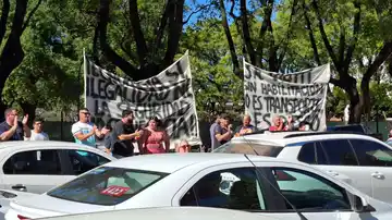 Convocante movilización: remiseros rafaelinos reclamaron respuestas por la llegada de DiDi