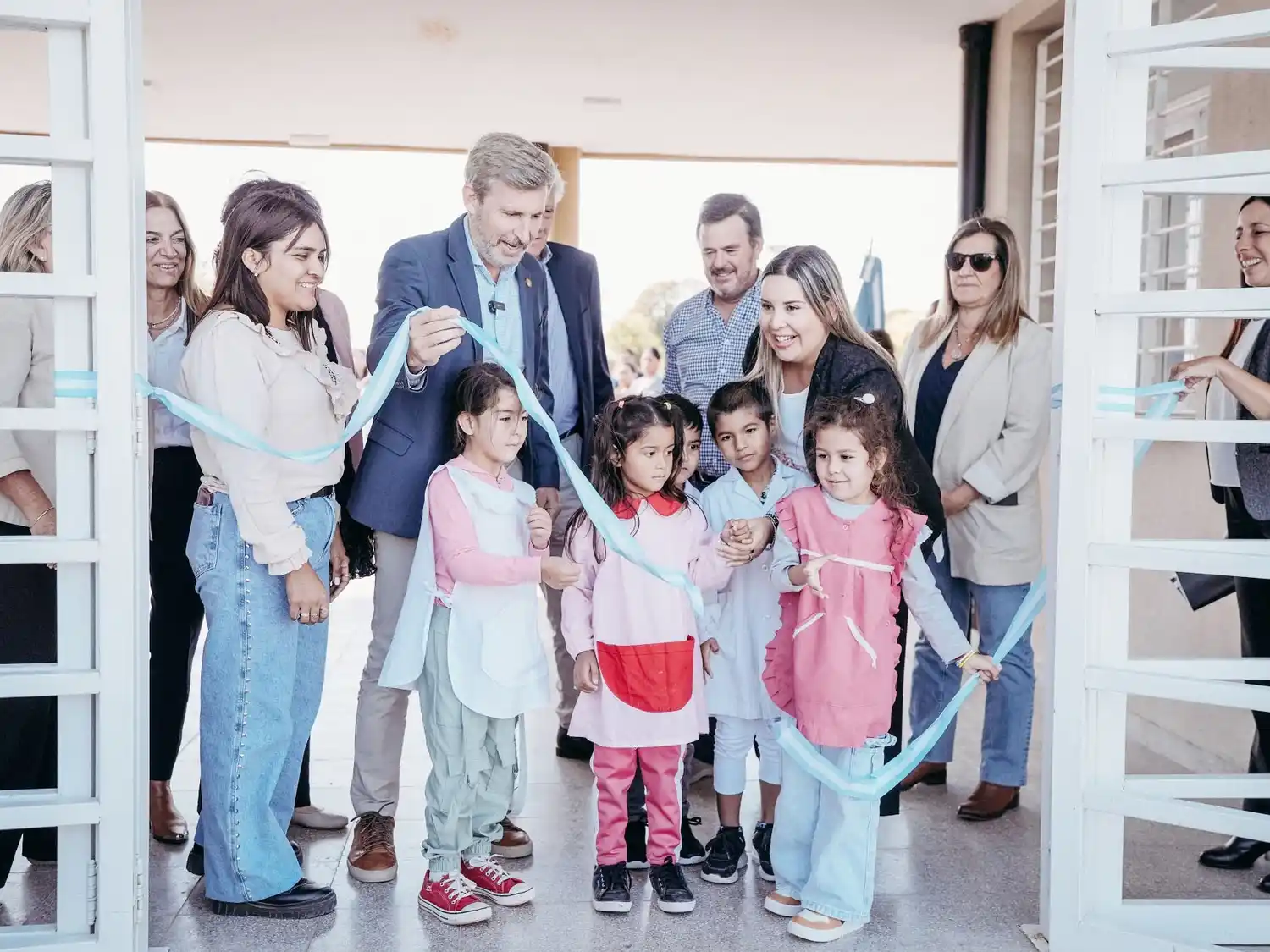 Nuevo edificio de una escuela en departamento Gualeguay