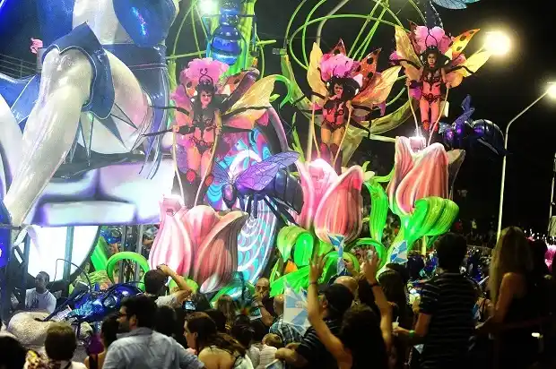 Dos youtubers participarán esta noche en el Carnaval