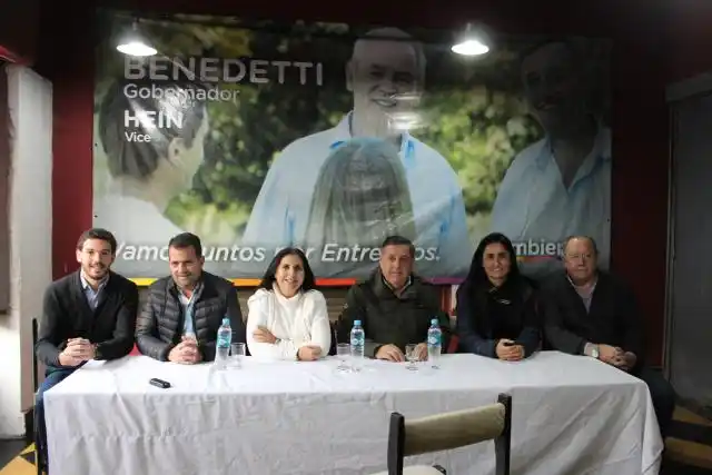 Alfredo De Angeli y Gabriela Lena visitaron Gualeguay