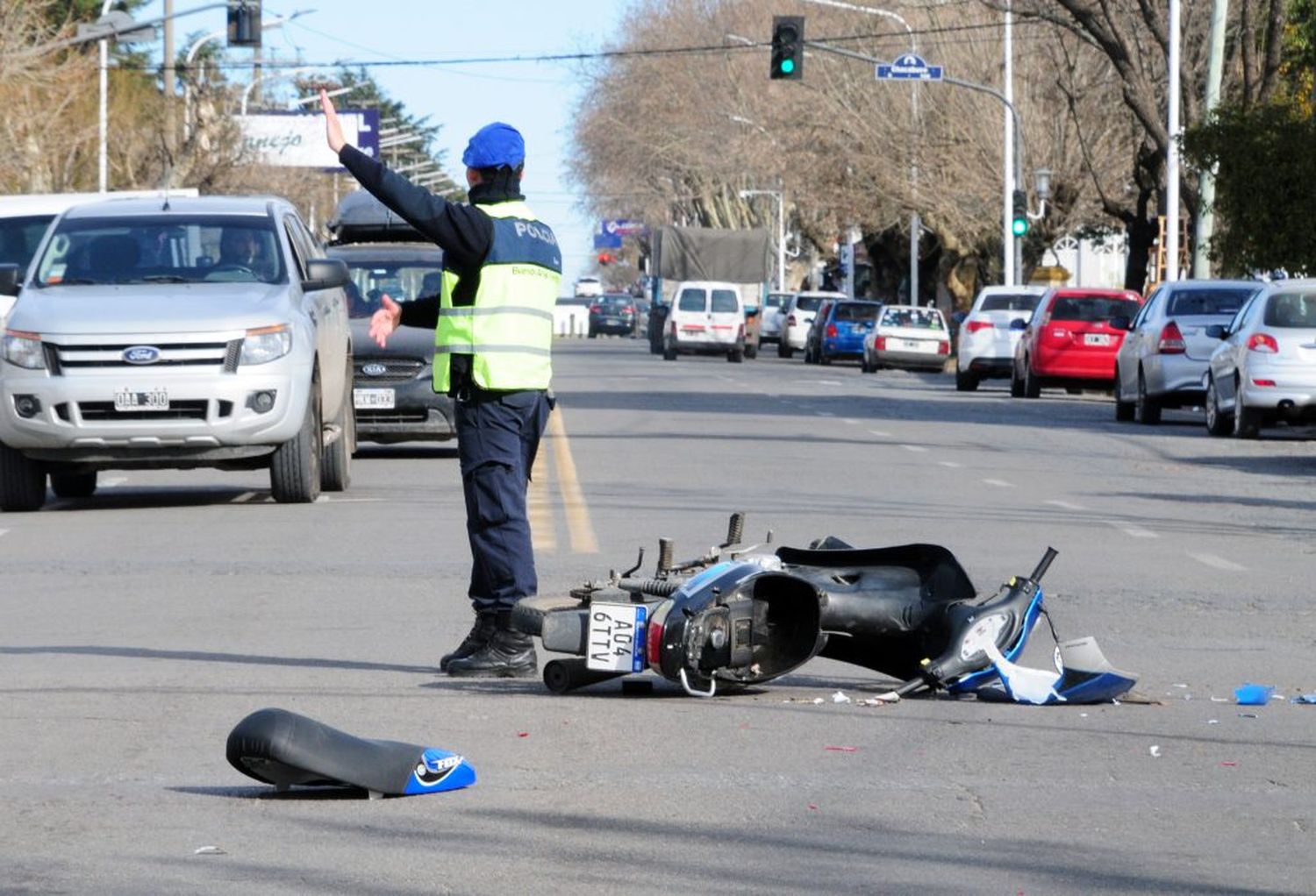 Una mujer fue hospitalizada tras protagonizar un accidente en Avellaneda y Libertad