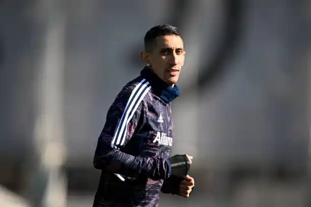 Juventus y Sevilla, con presencia argentina