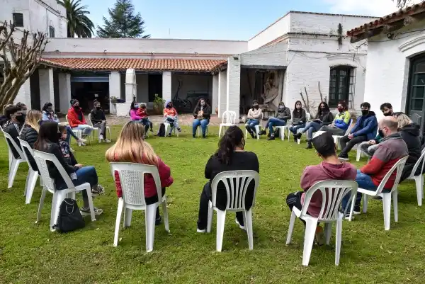 300 Jóvenes ya se capacitan en temáticas ambientales, cultura, tecnologías, deportes y otras