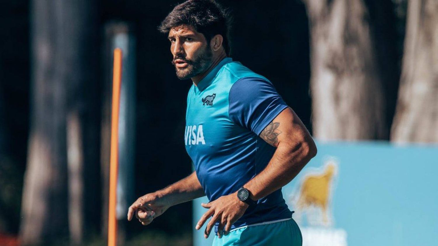 Bruni se embarcó rumbo a Europa con Los Pumas